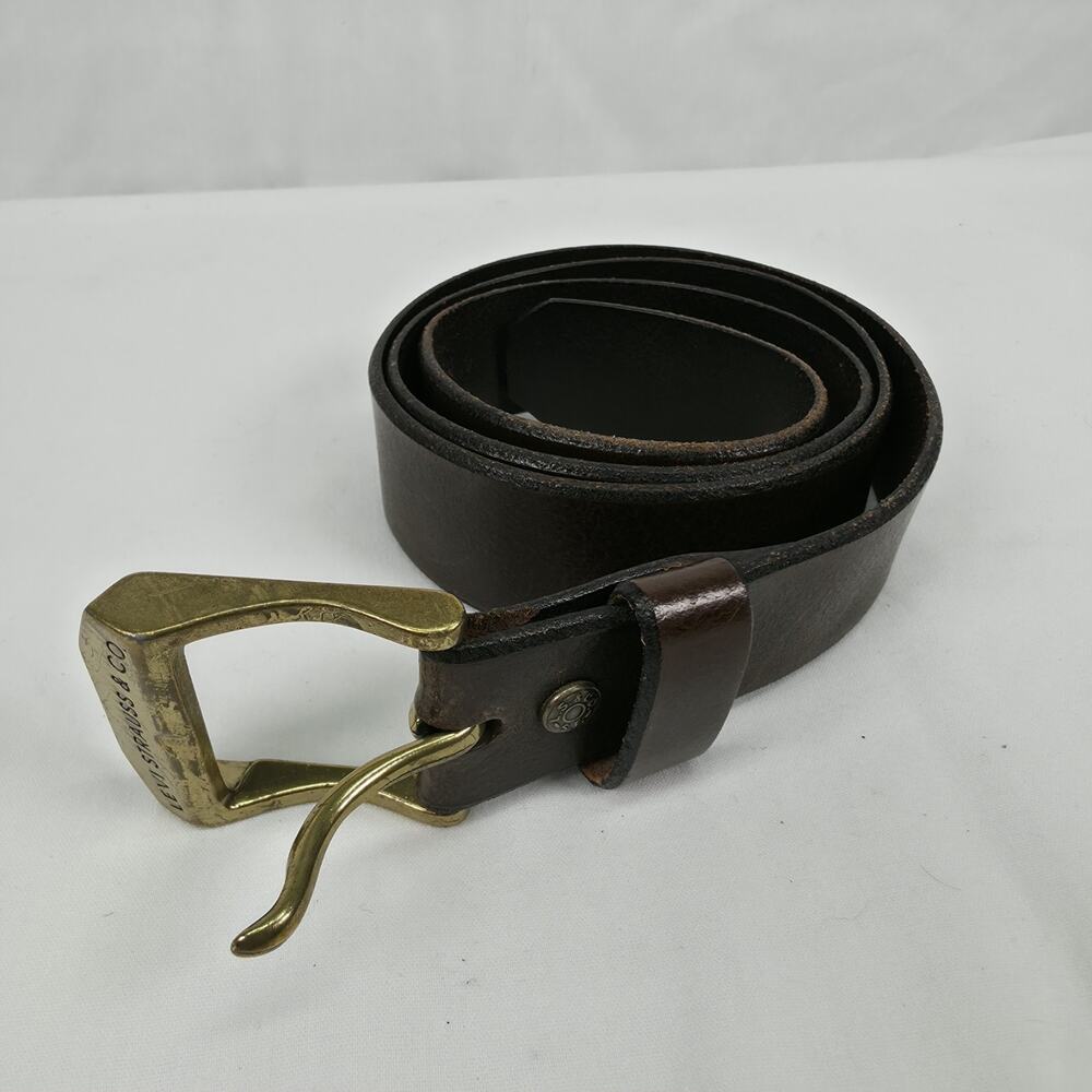 Levis Brown Genuine Leather Belt Brass Buckle Casual Workwear Size 38 Rugged